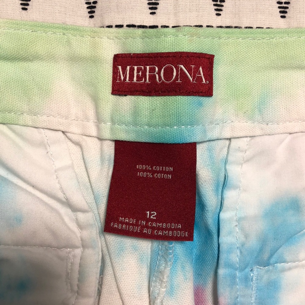 Shorts - Picture 4 of 4